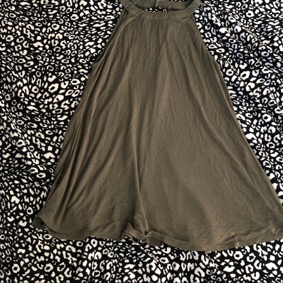 Olive Flowy Shirt - Picture 2 of 3